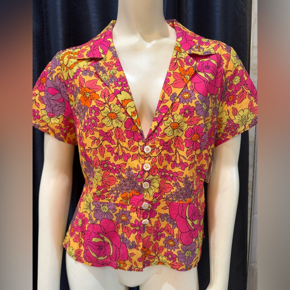 Free People Shrunken VacationTop V-neck Floral size S NWT